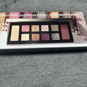 Lustrous Finish Chromatic Eyeshadow Palette - Gold, Pink, Purple